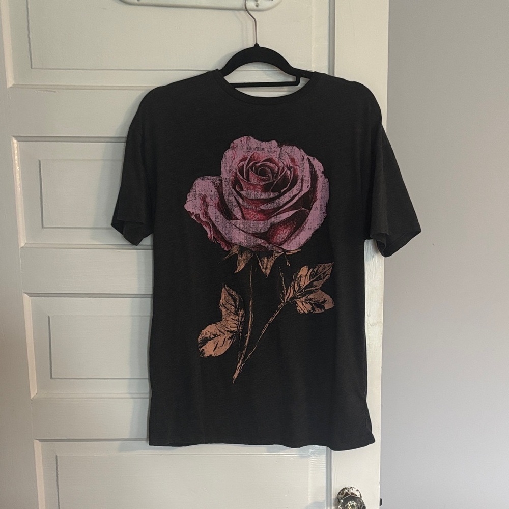 No Boundaries Charcoal Gray Rose Tee — Beauty and the Beast